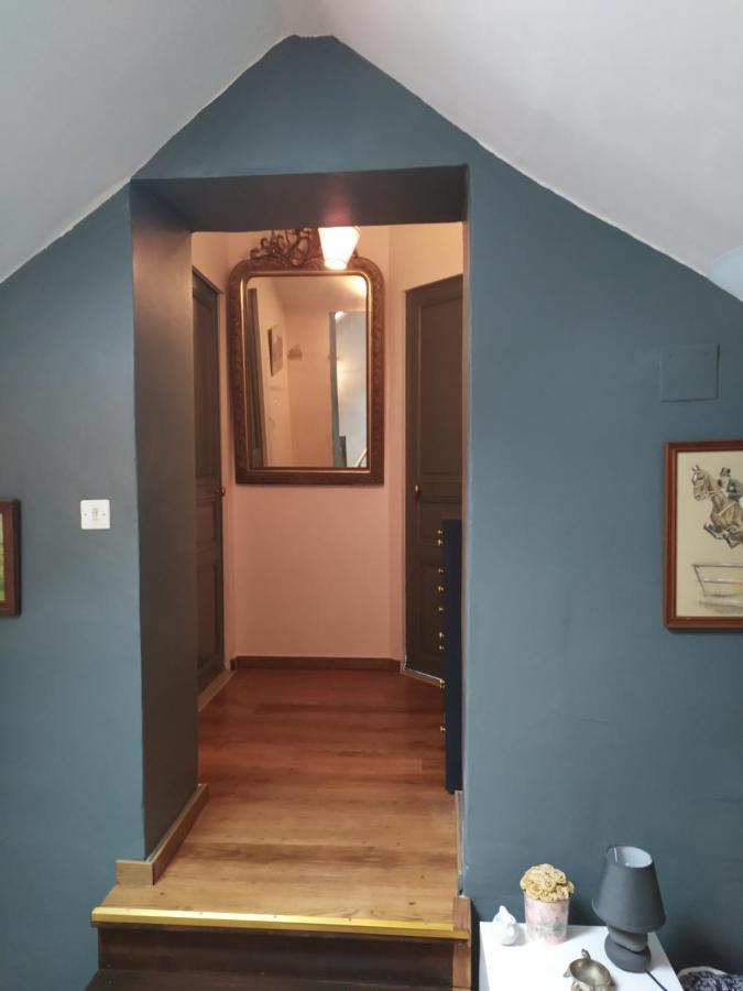 Bed and Breakfast Petit Saint Hubert 1 A 4 Personnes Velles  Экстерьер фото